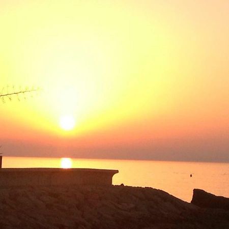 Apartamento A 10 Metros Playa Apartman Estepona Kültér fotó
